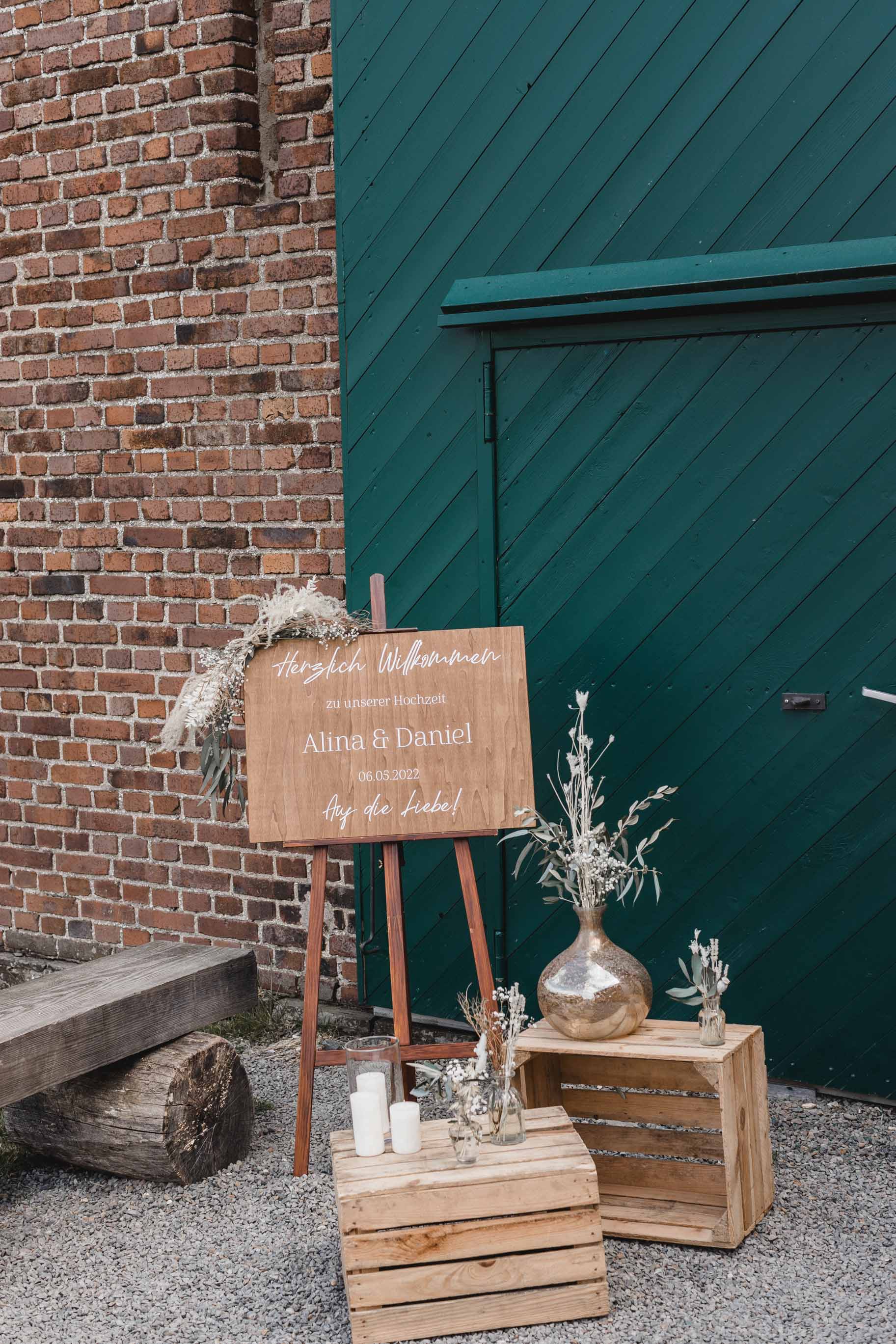 Image of Großes Willkommensschild Holz