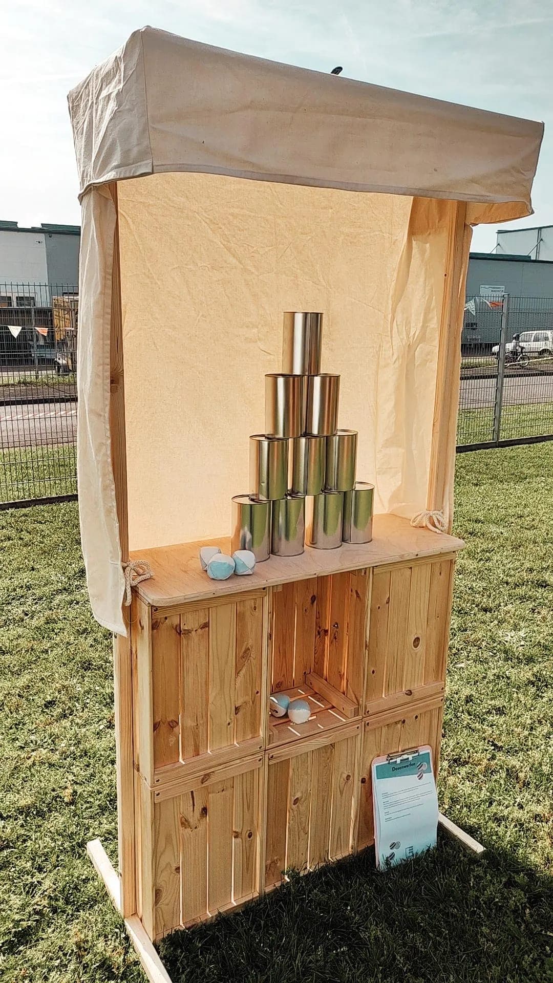 Image of Dosenwerfen