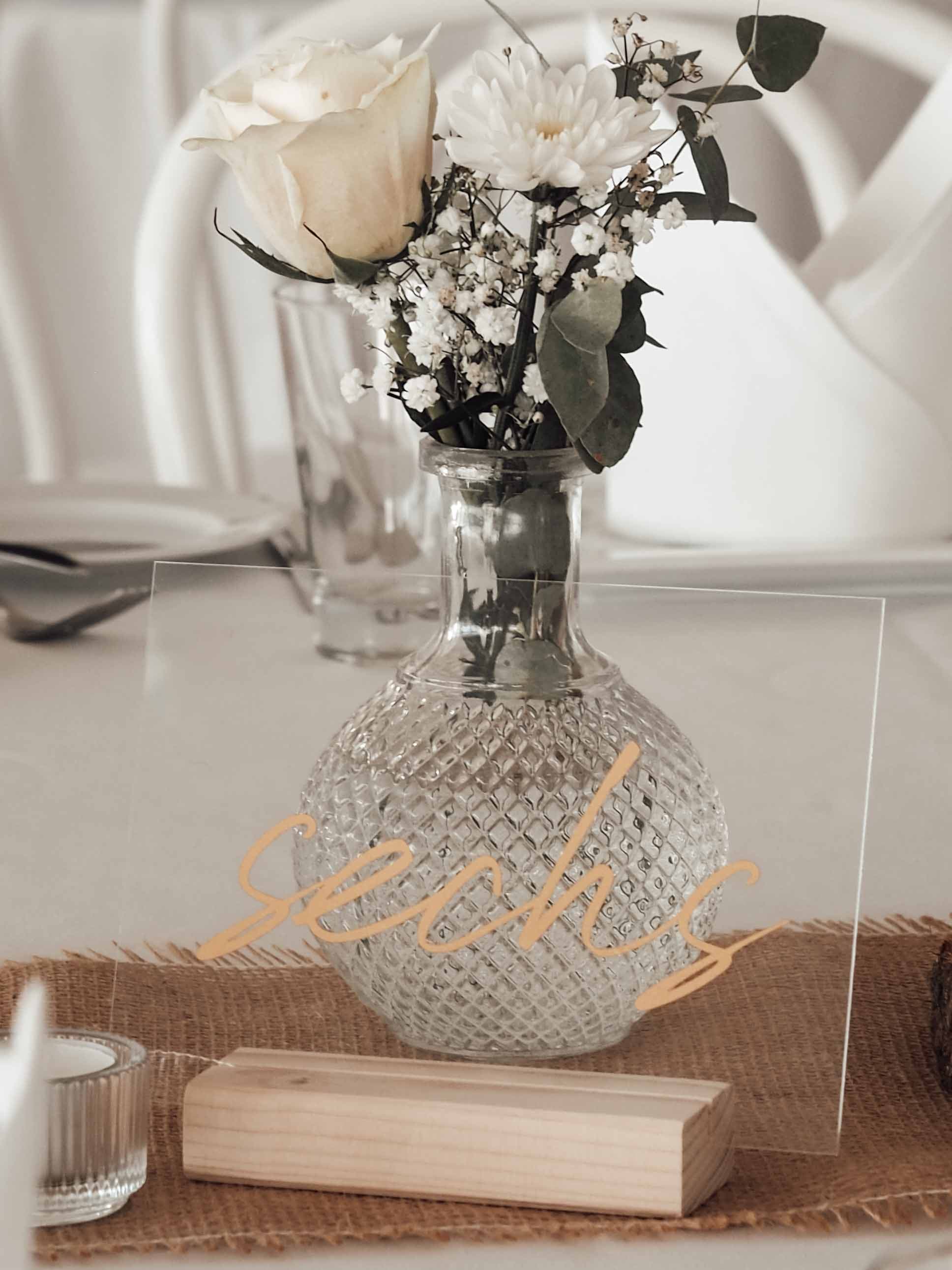 Image of Tischnummer Tia